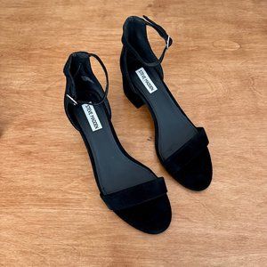 steve madden block heel sandal • black suede • sz 9 • $125